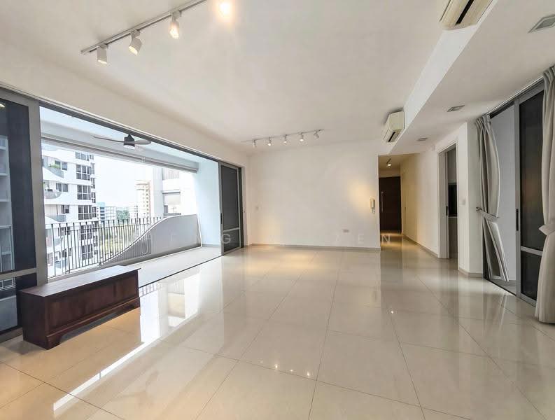 Arc at Tampines, Tampines Avenue 8, Pasir Ris / Tampines, 4 Bedrooms, 1,561 sqft, Condominium For Sale, by Heng Yi Zen, 500250091 - Living Room - PropertyGuru.com.sg