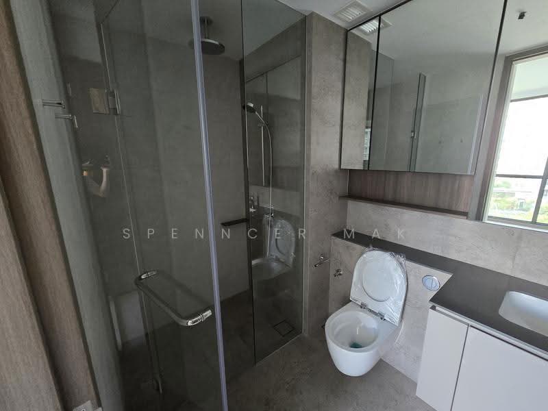 Norwood Grand, Admiralty / Woodlands, 2 Bedrooms, 624 sqft, Condominium For Rent, by Spenncer Mak, 500250100 - Bathroom - PropertyGuru.com.sg