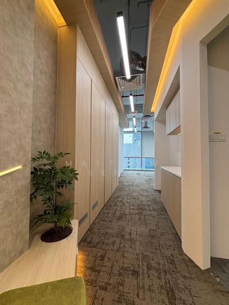 SBF Center, 160 Robinson Road, Boat Quay / Raffles Place / Marina, 667 sqft, Office For Rent, by Matthew Seng, 500250104 - Corridor - CommercialGuru.com.sg