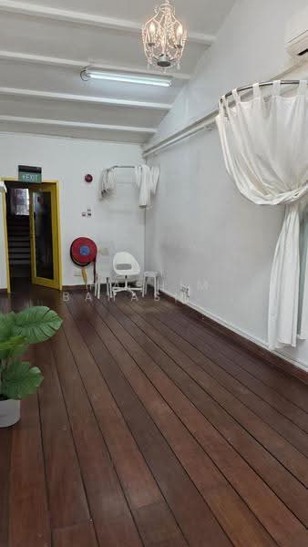 Haji Lane Kg Glam, Haji Lane, Beach Road / Bugis / Rochor, 450 sqft, Shop / Shophouse For Rent, by Hashim Bahashwan, 500250112 - Interior - CommercialGuru.com.sg