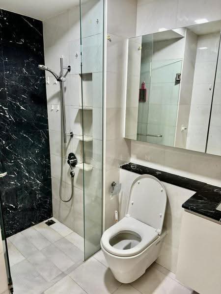 The Scala @ Lorong Chuan, 132 Serangoon Avenue 3, Hougang / Punggol / Sengkang, 1 Bedroom, 474 sqft, Condominium For Sale, by Carolyn Leong, 500250121 - Bathroom - PropertyGuru.com.sg
