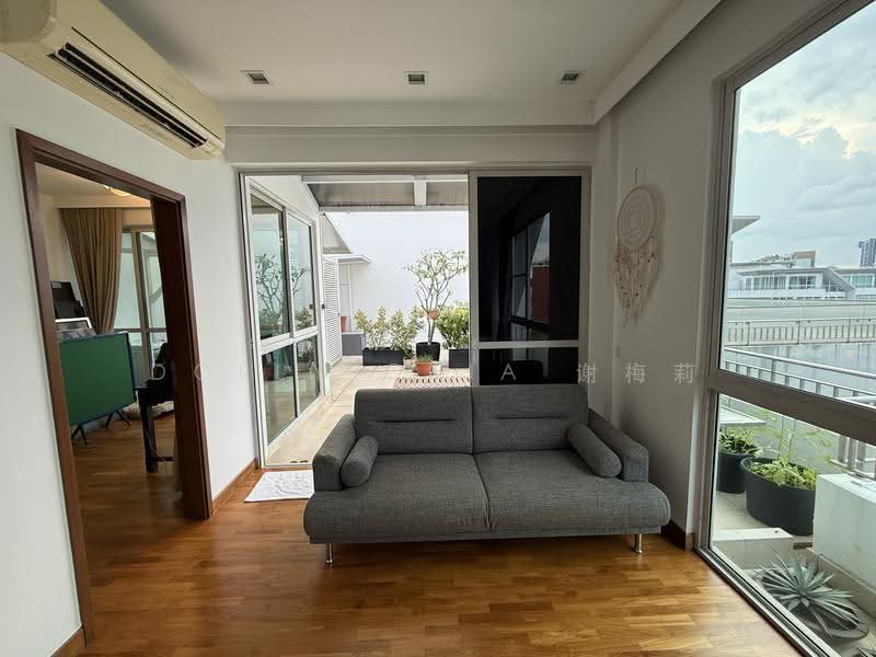 Belmond Green, 15 Balmoral Road, Tanglin / Holland / Bukit Timah, 5 Bedrooms, 2,454 sqft, Condominium For Sale, by Dolly Chia 谢梅莉, 500250126 - PropertyGuru.com.sg