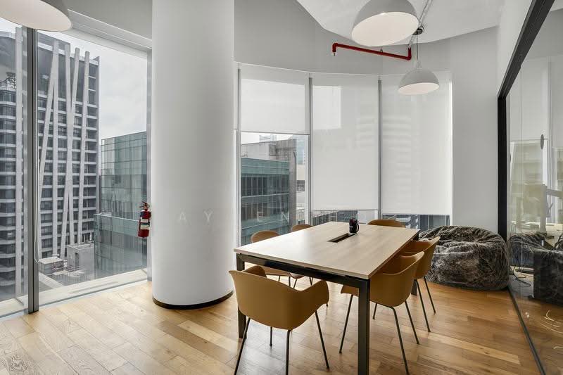 Robinson Office, Boat Quay / Raffles Place / Marina, 1,577 sqft, Office For Rent, by Ayden Ho, 500250129 - Meeting Room - CommercialGuru.com.sg