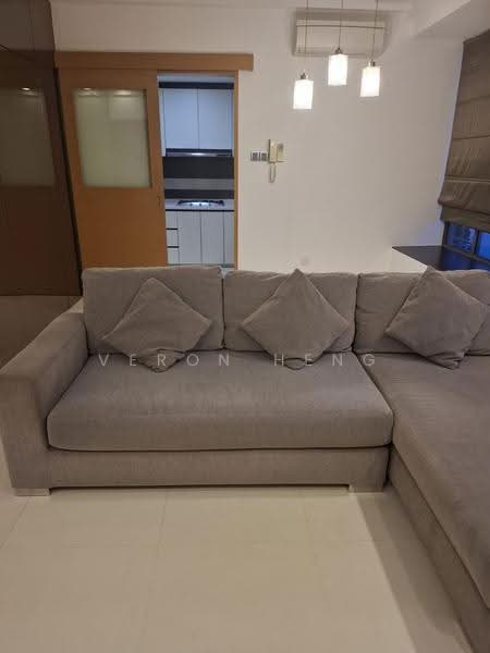 Sea Avenue Residences, 11 Sea Avenue, East Coast / Marine Parade, 2 Bedrooms, 904 sqft, Condominium For Rent, by Veron Heng, 500250132 - Living Room - PropertyGuru.com.sg