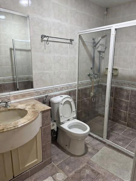 3-Storey + Basement Landed Corner Terrace @Pasir Panjang/Haw Par Villa/Kent Ridge | 5 Bed | 5 Bath, Buona Vista / West Coast / Clementi New Town, 5 Bedrooms, 3,600 sqft, Corner Terrace For Sale, by Edwin Su, 500250142 - Bathroom - PropertyGuru.com.sg