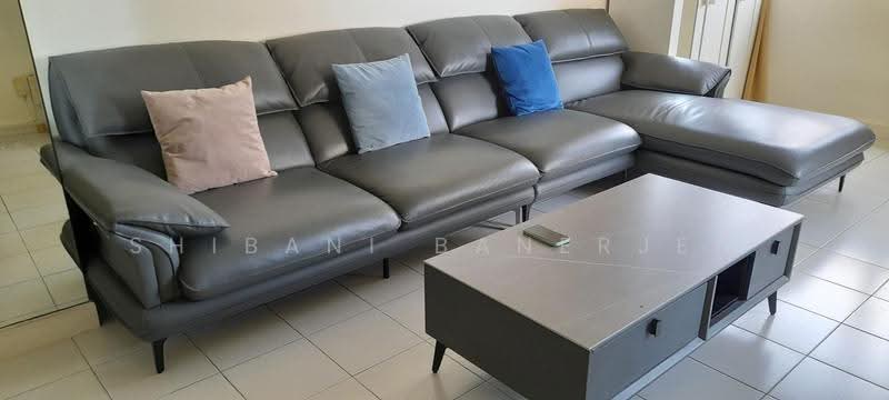Bayshore Park, 50 Bayshore Road, Bedok / Upper East Coast, 2 Bedrooms, 936 sqft, Condominium For Sale, by Shibani Banerjee, 500250144 - Living Room - PropertyGuru.com.sg