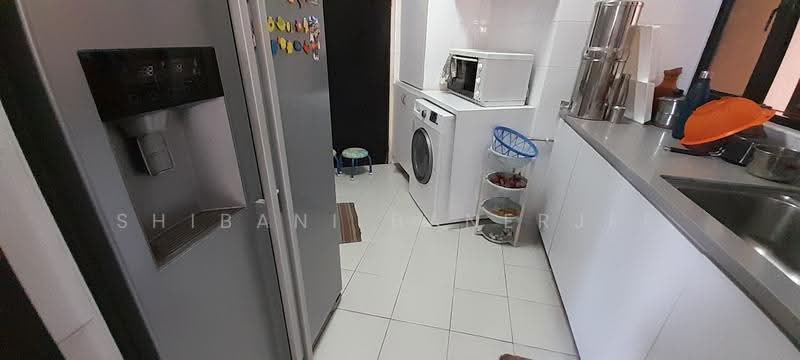 Bayshore Park, 50 Bayshore Road, Bedok / Upper East Coast, 2 Bedrooms, 936 sqft, Condominium For Sale, by Shibani Banerjee, 500250144 - Kitchen - PropertyGuru.com.sg
