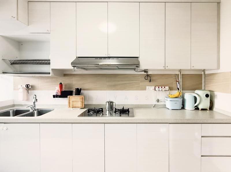 501B Yishun Street 51, 501B Yishun Street 51, Sembawang / Yishun, 3 Bedrooms, 990 sqft, HDB Flat For Sale, by Hafiz Yassin, 500250145 - Kitchen - PropertyGuru.com.sg