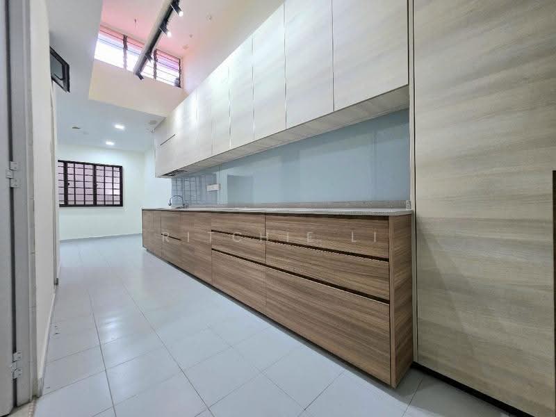 Portchester Ave, Portchester Avenue, Hougang / Punggol / Sengkang, 5 Bedrooms, 3,500 sqft, Semi-Detached House For Rent, by Ritchie Li, 500250146 - PropertyGuru.com.sg