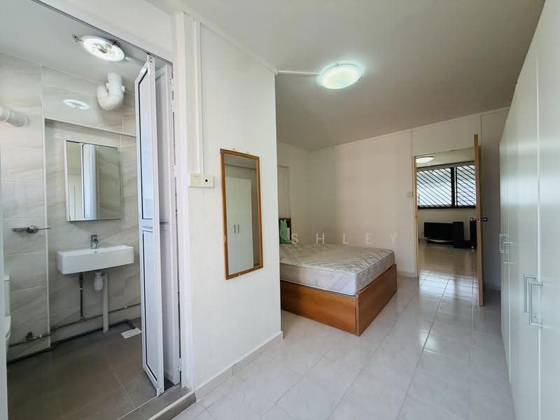 1 Toh Yi Drive, 1 Toh Yi Drive, Clementi Park / Upper Bukit Timah, 3 Bedrooms, 1,119 sqft, HDB Flat For Rent, by Riko Ashley, 500250160 - Bedroom - PropertyGuru.com.sg