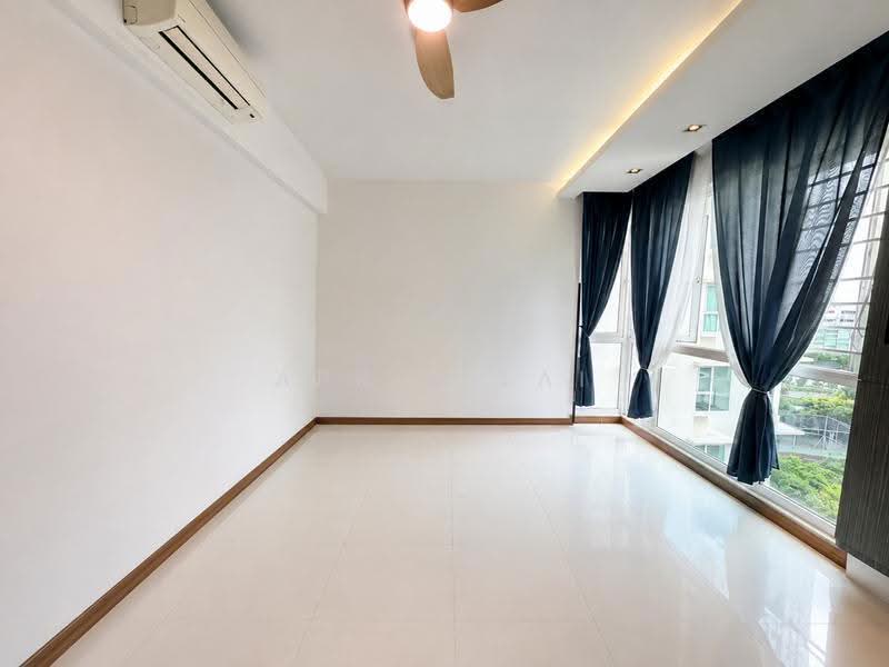 Savannah Condopark, 63 Simei Rise, Pasir Ris / Tampines, 3 Bedrooms, 1,238 sqft, Condominium For Sale, by April Tai, 500250163 - Living Room - PropertyGuru.com.sg