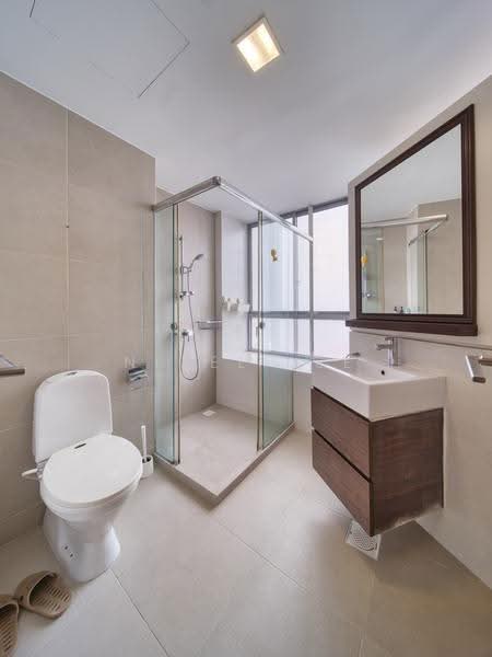 Waterford Residence, 21 Kim Yam Road, Orchard / River Valley, 3 Bedrooms, 1,055 sqft, Condominium For Sale, by Nigel Lee, 500250164 - Bathroom - PropertyGuru.com.sg