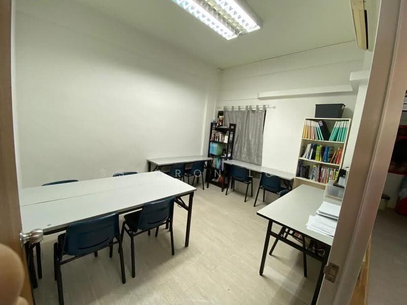 8 Lorong 7 Toa Payoh, 8 8, Balestier / Toa Payoh, 1,400 sqft, Shop / Shophouse For Sale, by Ssharon Loh, 500250170 - CommercialGuru.com.sg