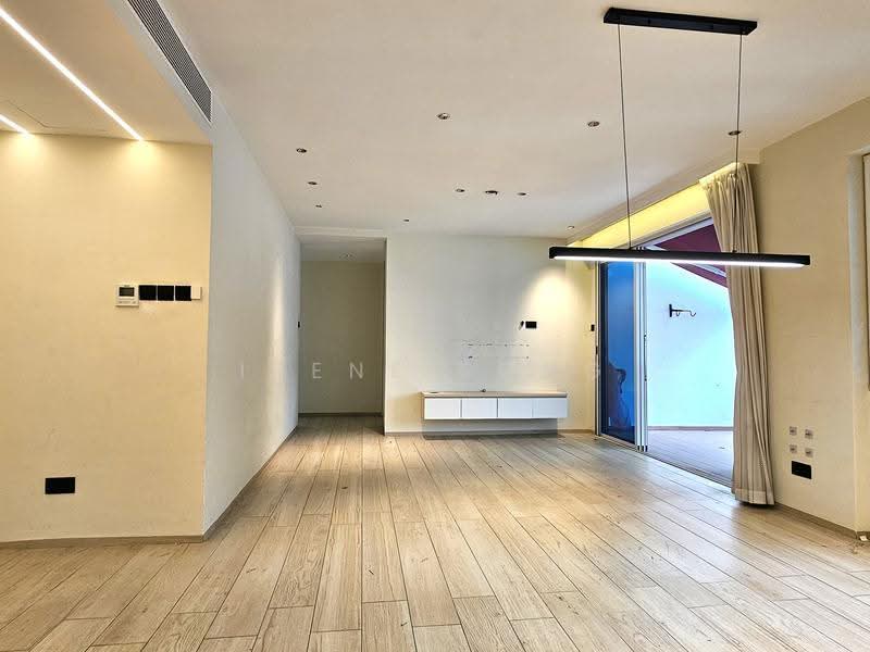 Northoaks, 22 Woodlands Cresent, Admiralty / Woodlands, 3 Bedrooms, 1,431 sqft, Condominium For Sale, by Irene Song, 500250174 - Living Room - PropertyGuru.com.sg