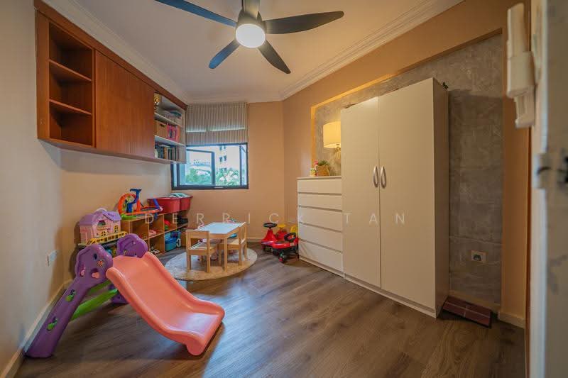 509A Wellington Circle, 509A Wellington Circle, Sembawang / Yishun, 3 Bedrooms, 1,184 sqft, HDB Flat For Sale, by Derrick Tan, 500250179 - Bedroom - PropertyGuru.com.sg