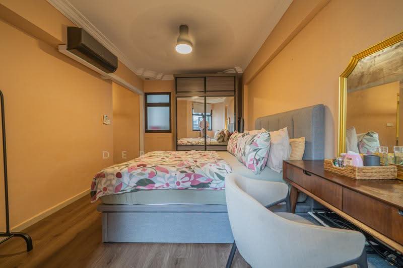 509A Wellington Circle, 509A Wellington Circle, Sembawang / Yishun, 3 Bedrooms, 1,184 sqft, HDB Flat For Sale, by Derrick Tan, 500250179 - Bedroom - PropertyGuru.com.sg
