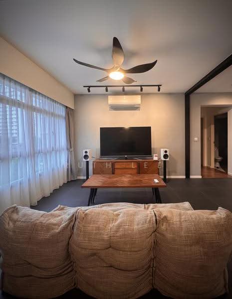 802A Keat Hong Close, 802A Keat Hong Close, Dairy Farm / Bukit Panjang / Choa Chu Kang, 3 Bedrooms, 990 sqft, HDB Flat For Sale, by Ruth Lee, 500250183 - Living Room - PropertyGuru.com.sg