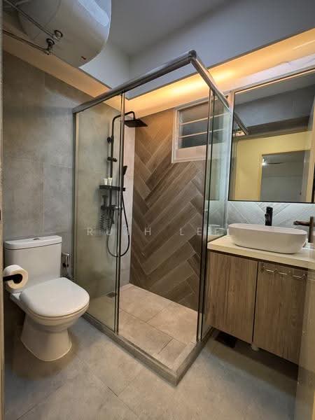 802A Keat Hong Close, 802A Keat Hong Close, Dairy Farm / Bukit Panjang / Choa Chu Kang, 3 Bedrooms, 990 sqft, HDB Flat For Sale, by Ruth Lee, 500250183 - Bathroom - PropertyGuru.com.sg