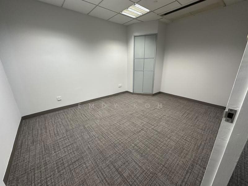 Tan Chong Tower, 15 Queen Street, Beach Road / Bugis / Rochor, 1,055 sqft, Office For Rent, by Emdy Koh, 500250200 - Interior - CommercialGuru.com.sg