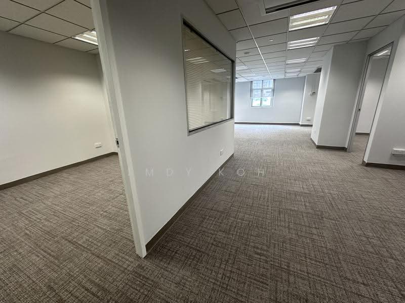 Tan Chong Tower, 15 Queen Street, Beach Road / Bugis / Rochor, 1,055 sqft, Office For Rent, by Emdy Koh, 500250200 - Interior - CommercialGuru.com.sg