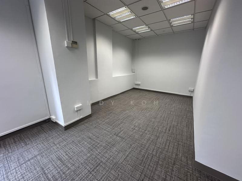 Tan Chong Tower, 15 Queen Street, Beach Road / Bugis / Rochor, 1,055 sqft, Office For Rent, by Emdy Koh, 500250200 - Interior - CommercialGuru.com.sg