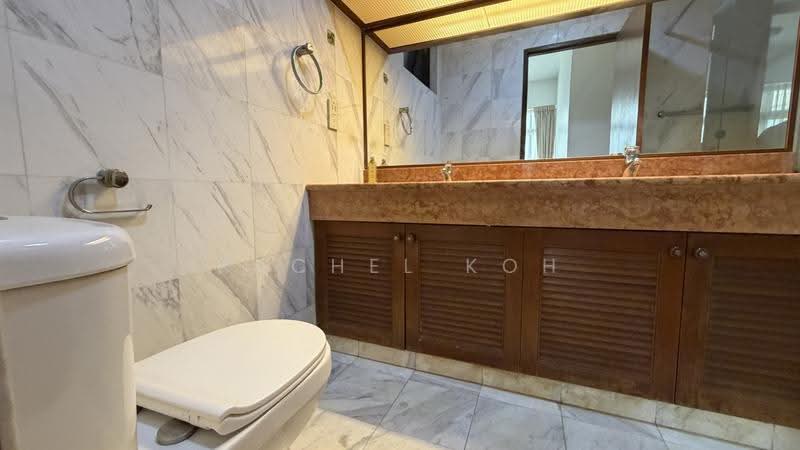 Richmond Park, 3 Bideford Road, Orchard / River Valley, 2 Bedrooms, 1,259 sqft, Condominium For Rent, by Rachel Koh, 500250208 - Bathroom - PropertyGuru.com.sg