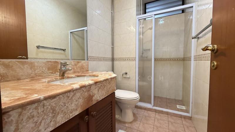 Richmond Park, 3 Bideford Road, Orchard / River Valley, 2 Bedrooms, 1,259 sqft, Condominium For Rent, by Rachel Koh, 500250208 - Bathroom - PropertyGuru.com.sg