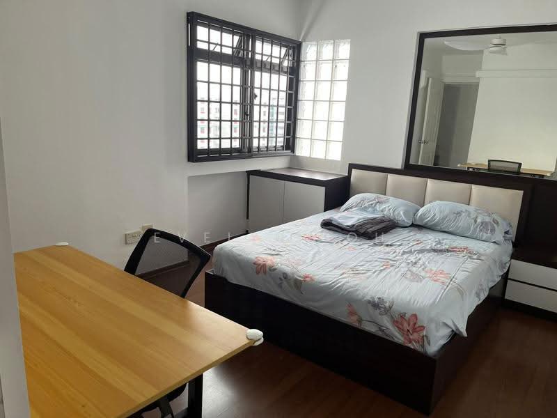 684D Choa Chu Kang Crescent, 684D Choa Chu Kang Crescent, Dairy Farm / Bukit Panjang / Choa Chu Kang, Room Rental, 200 sqft, HDB Flat For Rent, by Evelyn Toh, 500250218 - Bedroom - PropertyGuru.com.sg