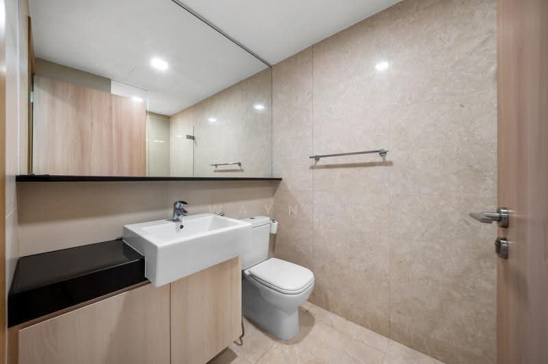 Waterfront Gold, 752 Bedok Reservoir Road, Bedok / Upper East Coast, 2 Bedrooms, 872 sqft, Condominium For Sale, by Wayne Koh, 500250238 - Bathroom - PropertyGuru.com.sg