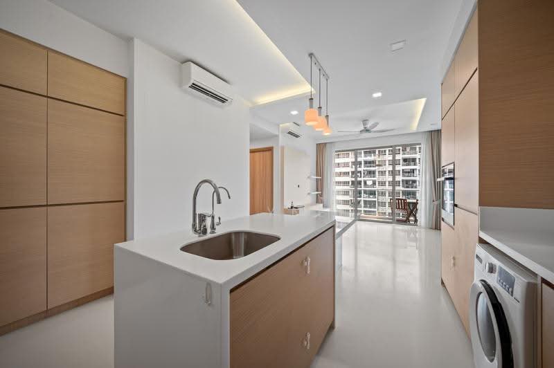 Waterfront Gold, 752 Bedok Reservoir Road, Bedok / Upper East Coast, 2 Bedrooms, 872 sqft, Condominium For Sale, by Wayne Koh, 500250238 - Kitchen - PropertyGuru.com.sg