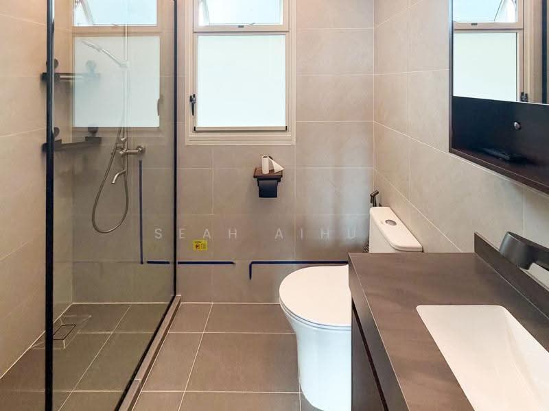 223C Mount Vernon Road, , 3 Bedrooms, 1,184 sqft, HDB Flat For Rent, by Seah Aihui, 500250245 - Bathroom - PropertyGuru.com.sg