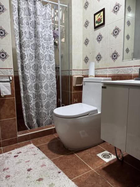 The Anchorage, 370 Alexandra Road, Alexandra / Commonwealth, 4 Bedrooms, 1,830 sqft, Condominium For Sale, by Tan Han Long, 500250246 - Bathroom - PropertyGuru.com.sg