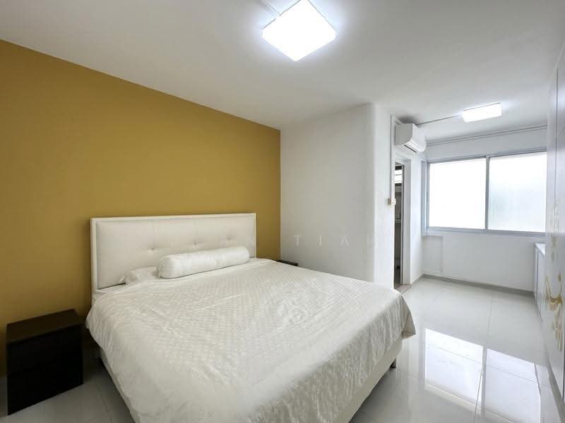 724 Jurong West Street 72, 724 Jurong West Street 72, Boon Lay / Jurong / Tuas, 3 Bedrooms, 1,119 sqft, HDB Flat For Sale, by Sean Tiah, 500250253 - Bedroom - PropertyGuru.com.sg