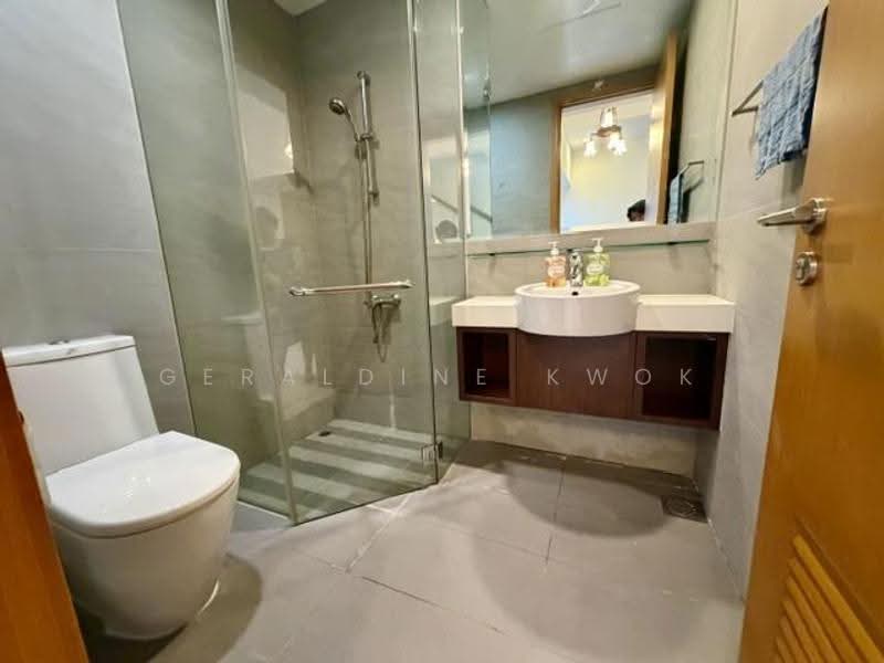 Hillcrest Villa, Hillcrest Road, Newton / Novena, 5 Bedrooms, 3,155 sqft, Cluster House For Rent, by Geraldine Kwok, 500250261 - Bathroom - PropertyGuru.com.sg