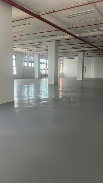 CSI Distribution Centre, 2 Kim Chuan Drive, Hougang / Punggol / Sengkang, 6,000 sqft, Factory / Workshop (B2) For Rent, by Rick Khiantani, 500250284 - CommercialGuru.com.sg
