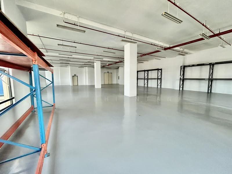 CSI Distribution Centre, 2 Kim Chuan Drive, Hougang / Punggol / Sengkang, 6,000 sqft, Factory / Workshop (B2) For Rent, by Rick Khiantani, 500250284 - CommercialGuru.com.sg