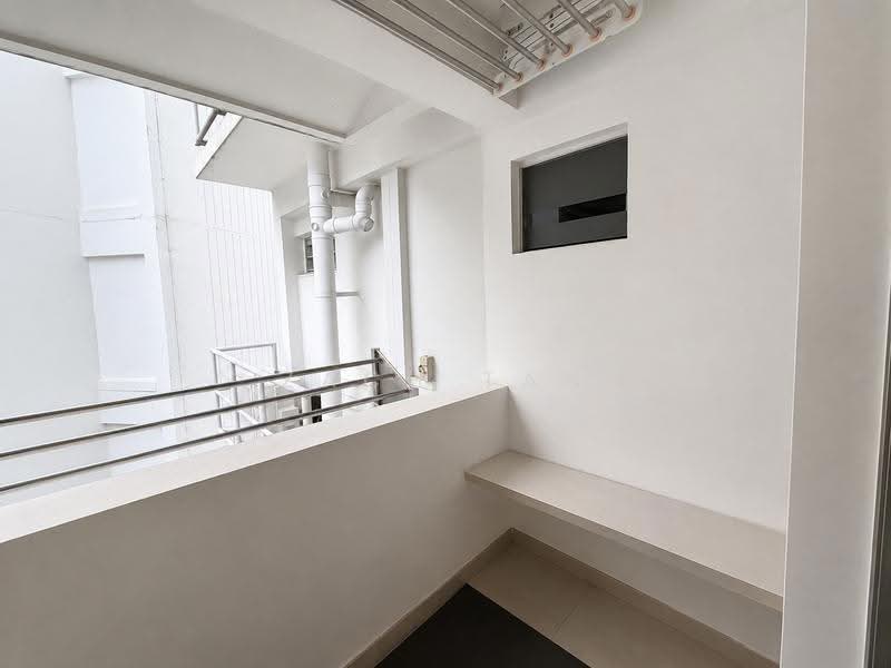 450 Yishun Ring Road, 450 Yishun Ring Road, Sembawang / Yishun, 3 Bedrooms, 1,044 sqft, HDB Flat For Sale, by Zach Tan, 500250288 - PropertyGuru.com.sg