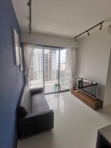 Tre Residences, 7 Geylang East Avenue 1, Eunos / Geylang / Paya Lebar, 4 Bedrooms, 947 sqft, Condominium For Sale, by Katherine Kee, 500250296 - Living Room - PropertyGuru.com.sg