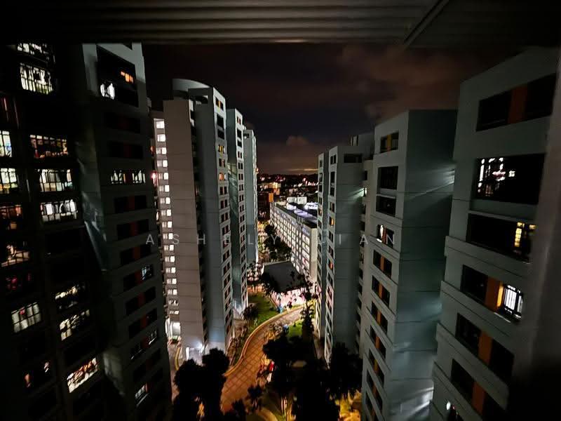 986C Jurong West Street 93, 986C Jurong West Street 93, Boon Lay / Jurong / Tuas, Room Rental, 150 sqft, HDB Flat For Rent, by Ashely Lian, 500250299 - Exterior - PropertyGuru.com.sg