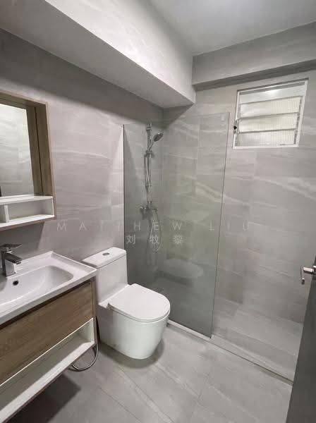 279B Sengkang East Avenue, 279B Sengkang East Avenue, Hougang / Punggol / Sengkang, 3 Bedrooms, 1,206 sqft, HDB Flat For Sale, by Matthew Liu 刘牧黎, 500250301 - Bathroom - PropertyGuru.com.sg