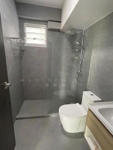 279B Sengkang East Avenue, 279B Sengkang East Avenue, Hougang / Punggol / Sengkang, 3 Bedrooms, 1,206 sqft, HDB Flat For Sale, by Matthew Liu 刘牧黎, 500250301 - Bathroom - PropertyGuru.com.sg