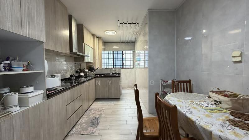 113 Pending Road, 113 Pending Road, Dairy Farm / Bukit Panjang / Choa Chu Kang, 2 Bedrooms, 785 sqft, HDB Flat For Sale, by Kuanyee Goh, 500250302 - Kitchen - PropertyGuru.com.sg