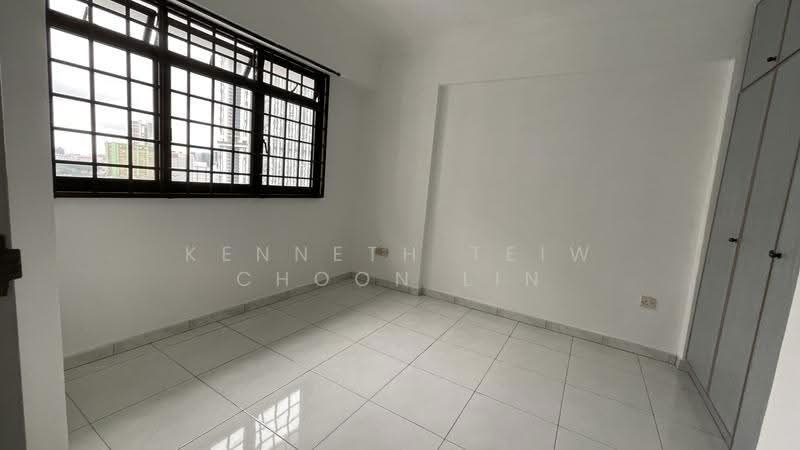 9 Cantonment Close, 9 Cantonment Close, Chinatown / Tanjong Pagar, 3 Bedrooms, 969 sqft, HDB Flat For Rent, by Kenneth Teiw Choon Lin, 500250305 - Bedroom - PropertyGuru.com.sg