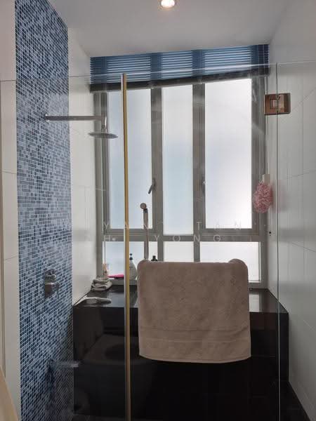 The Inspira, 11 Arnasalam Chetty Road, Orchard / River Valley, 2 Bedrooms, 936 sqft, Condominium For Sale, by Bryant Tan Zhi Yong, 500250308 - Bathroom - PropertyGuru.com.sg