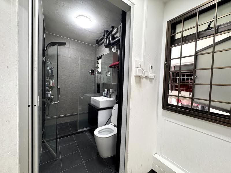 654B Jurong West Street 61, 654B Jurong West Street 61, Boon Lay / Jurong / Tuas, 3 Bedrooms, 1,184 sqft, HDB Flat For Sale, by Yupar ., 500250312 - PropertyGuru.com.sg
