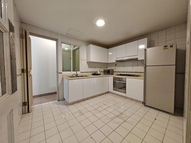 Royal Palm Mansions, 330 Pasir Panjang Road, Buona Vista / West Coast / Clementi New Town, 3 Bedrooms, 1,238 sqft, Condominium For Rent, by Jeron Lee, 500250327 - Kitchen - PropertyGuru.com.sg