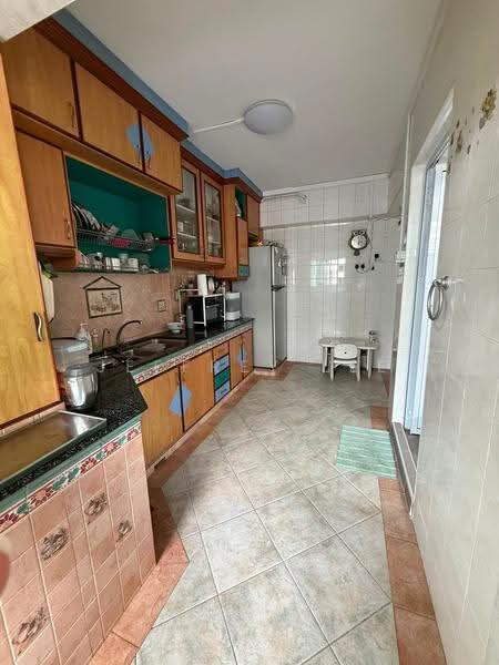 257 Serangoon Central Drive, 257 Serangoon Central Drive, Hougang / Punggol / Sengkang, 3 Bedrooms, 1,230 sqft, HDB Flat For Rent, by Jeffrey Lee, 500250330 - Kitchen - PropertyGuru.com.sg