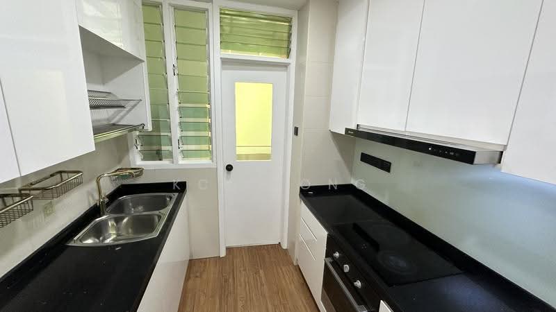 The Edgewater, 211 Jalan Loyang Besar, Changi Airport / Changi Village, 2 Bedrooms, 1,001 sqft, Condominium For Rent, by KC Chong, 500250368 - PropertyGuru.com.sg