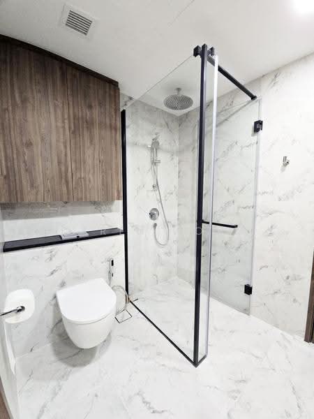 Sceneca Residence, 28 Tanah Merah Kechil Link, Bedok / Upper East Coast, 1 Bedroom, 538 sqft, Condominium For Rent, by Karen Wong, 500250379 - Bathroom - PropertyGuru.com.sg