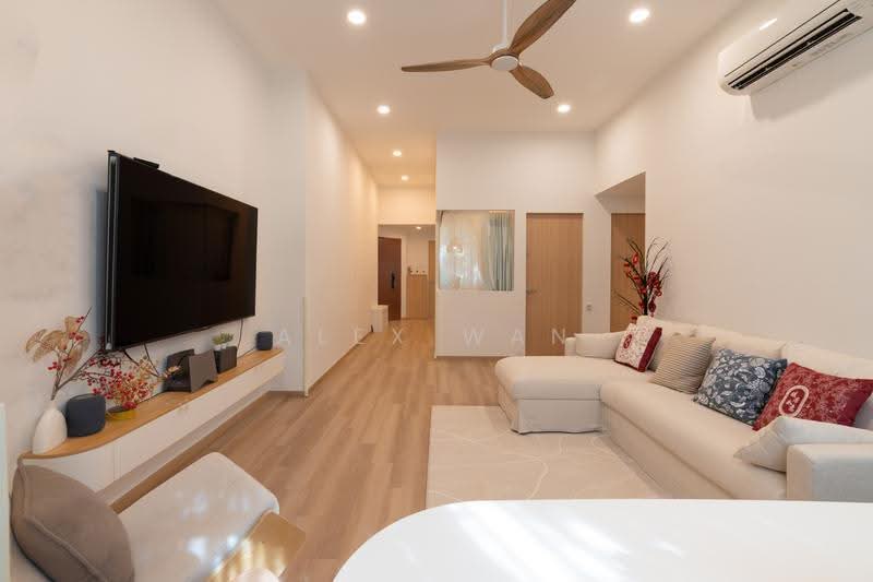 Signature Park, 46 Toh Tuck Road, Clementi Park / Upper Bukit Timah, 2 Bedrooms, 1,023 sqft, Condominium For Sale, by Alex Wan, 500250393 - Living Room - PropertyGuru.com.sg